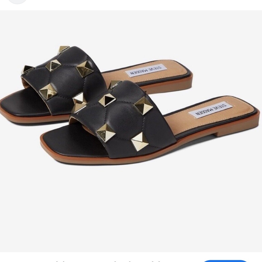 NIB Steve Madden Huro black gold studded sandal